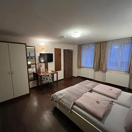 Hotel Gasthaus Lindenhof Much