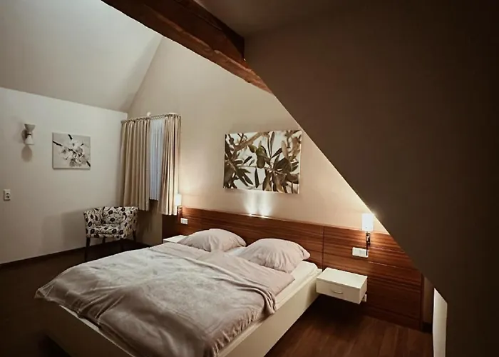 Gasthaus Lindenhof 3* 머치