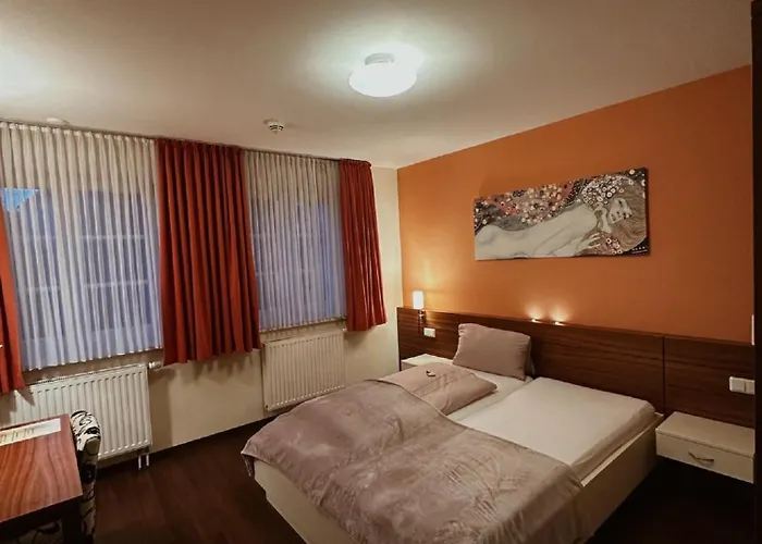 호텔 Gasthaus Lindenhof 3*