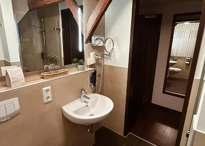 Gasthaus Lindenhof 머치